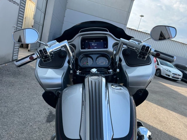 Harley-Davidson CVO Road Glide FLTRXSE (silber) - Bild 15