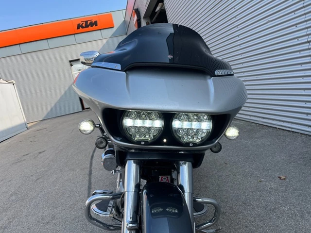 Harley-Davidson CVO Road Glide FLTRXSE (silber) - Bild 7
