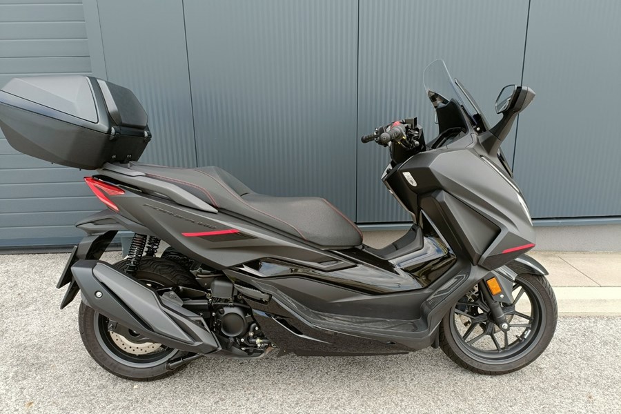 Honda Forza 350