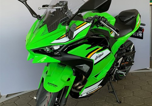 Kawasaki Ninja 500 SE