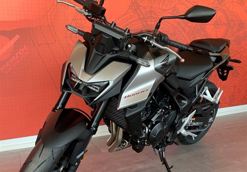 Honda CB750 Hornet