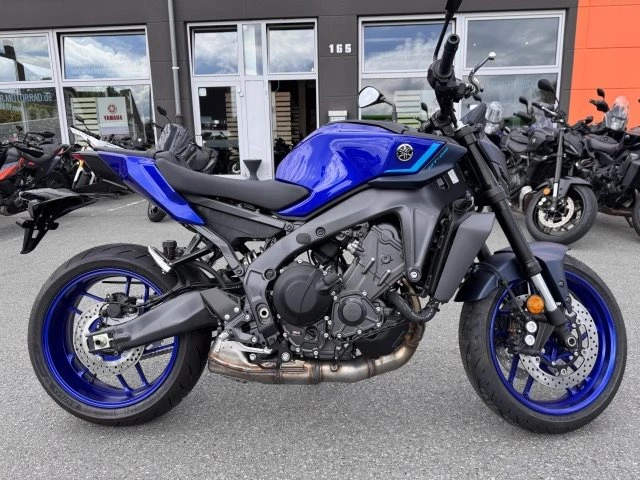Yamaha XSR900