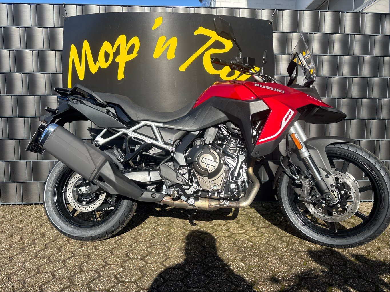 Suzuki V-Strom 800