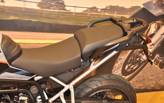 Gebrauchtmotorrad Triumph Tiger 900 Desert Edition - Bild 8