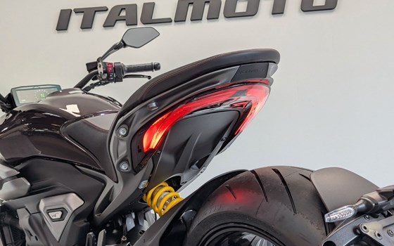Gebrauchtmotorrad Ducati XDiavel V4 - Bild 6