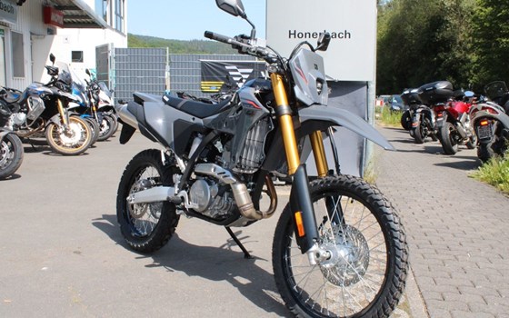 Neufahrzeug Suzuki DR-Z4S - Bild 1