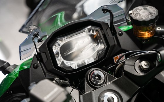 Neufahrzeug Kawasaki Ninja 1100SX SE - Bild 11