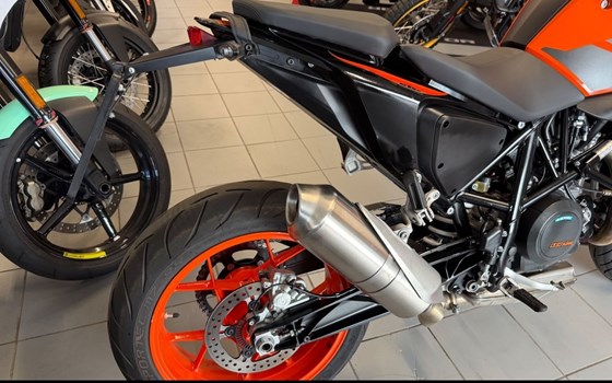 Gebrauchtmotorrad KTM 690 Duke - Bild 3