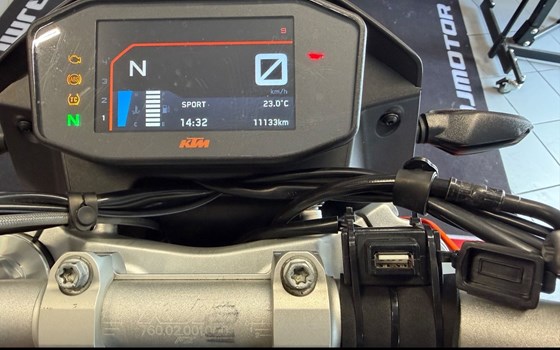 Gebrauchtmotorrad KTM 690 Duke - Bild 5