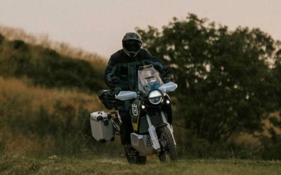Gebrauchtmotorrad Husqvarna Norden 901 Expedition - Bild 6