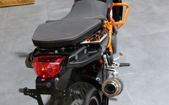 Gebrauchtmotorrad KTM 690 Duke - Bild 13