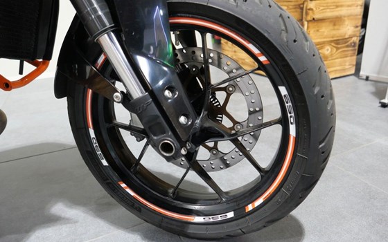 Gebrauchtmotorrad KTM 690 Duke - Bild 5