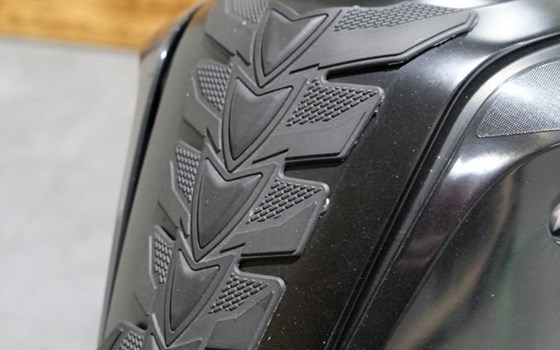 Gebrauchtmotorrad KTM 690 Duke - Bild 9