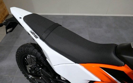 Gebrauchtmotorrad KTM 125 Enduro R - Bild 8