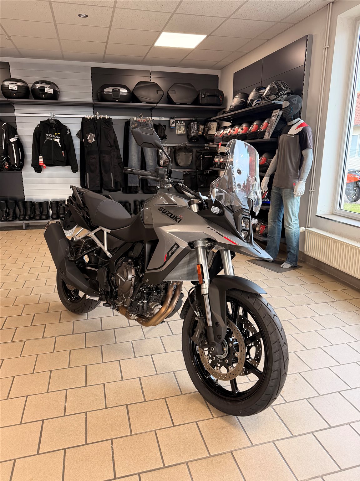 Suzuki V-Strom 800
