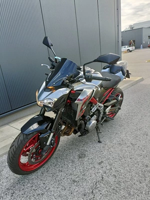 Kawasaki Z900 (grau) - Bild 5