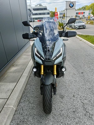 Honda X-ADV (Matte Deep Mud Grey) - Bild 6