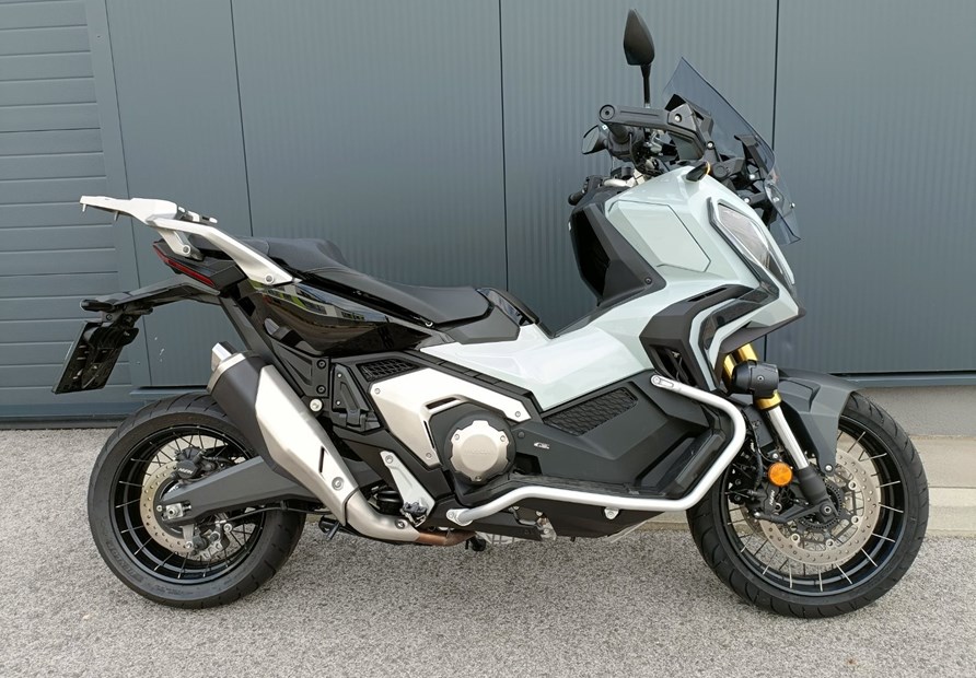 Honda X-ADV (Matte Deep Mud Grey)