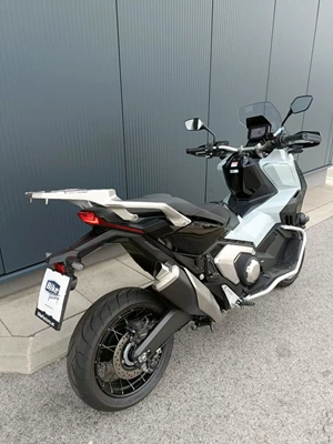 Honda X-ADV (Matte Deep Mud Grey) - Bild 8