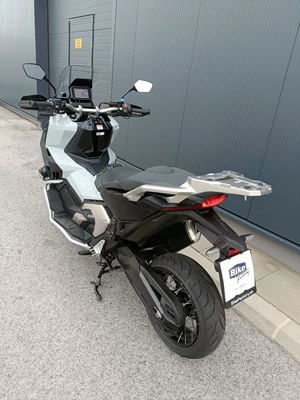 Honda X-ADV (Matte Deep Mud Grey) - Bild 10