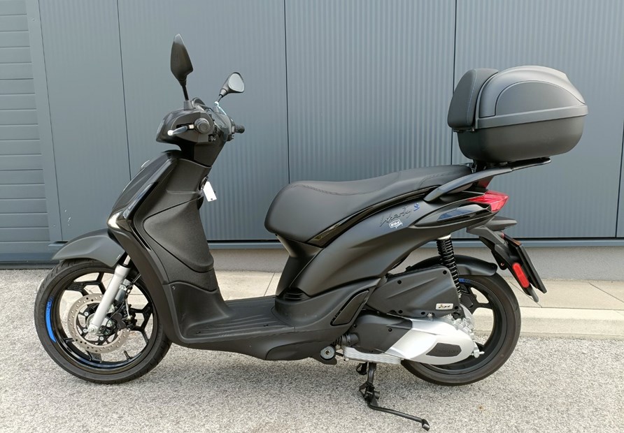 Piaggio Liberty 125 S (Nero Meteora)