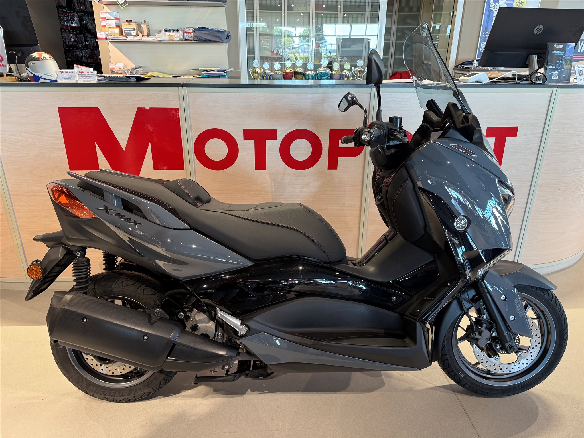 Yamaha XMAX 300 Tech MAX