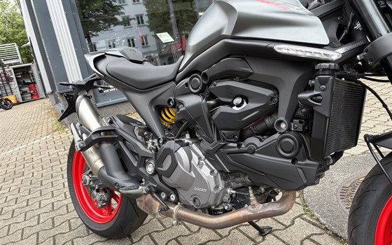 Gebrauchtmotorrad Ducati Monster + - Bild 10