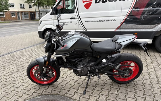 Gebrauchtmotorrad Ducati Monster + - Bild 8