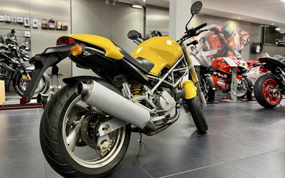 Gebrauchtmotorrad Ducati Monster 600 - Bild 4