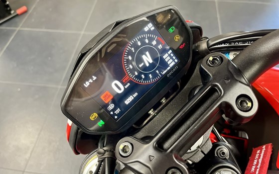Gebrauchtmotorrad Ducati Hypermotard 950 SP - Bild 13