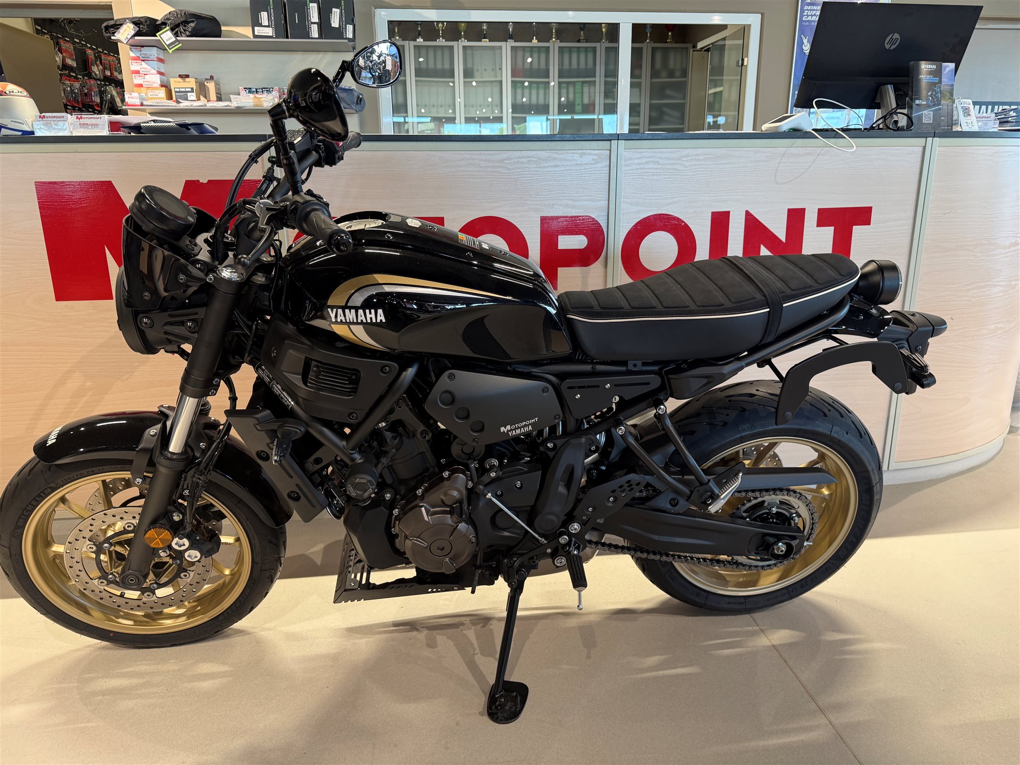 Yamaha XSR700