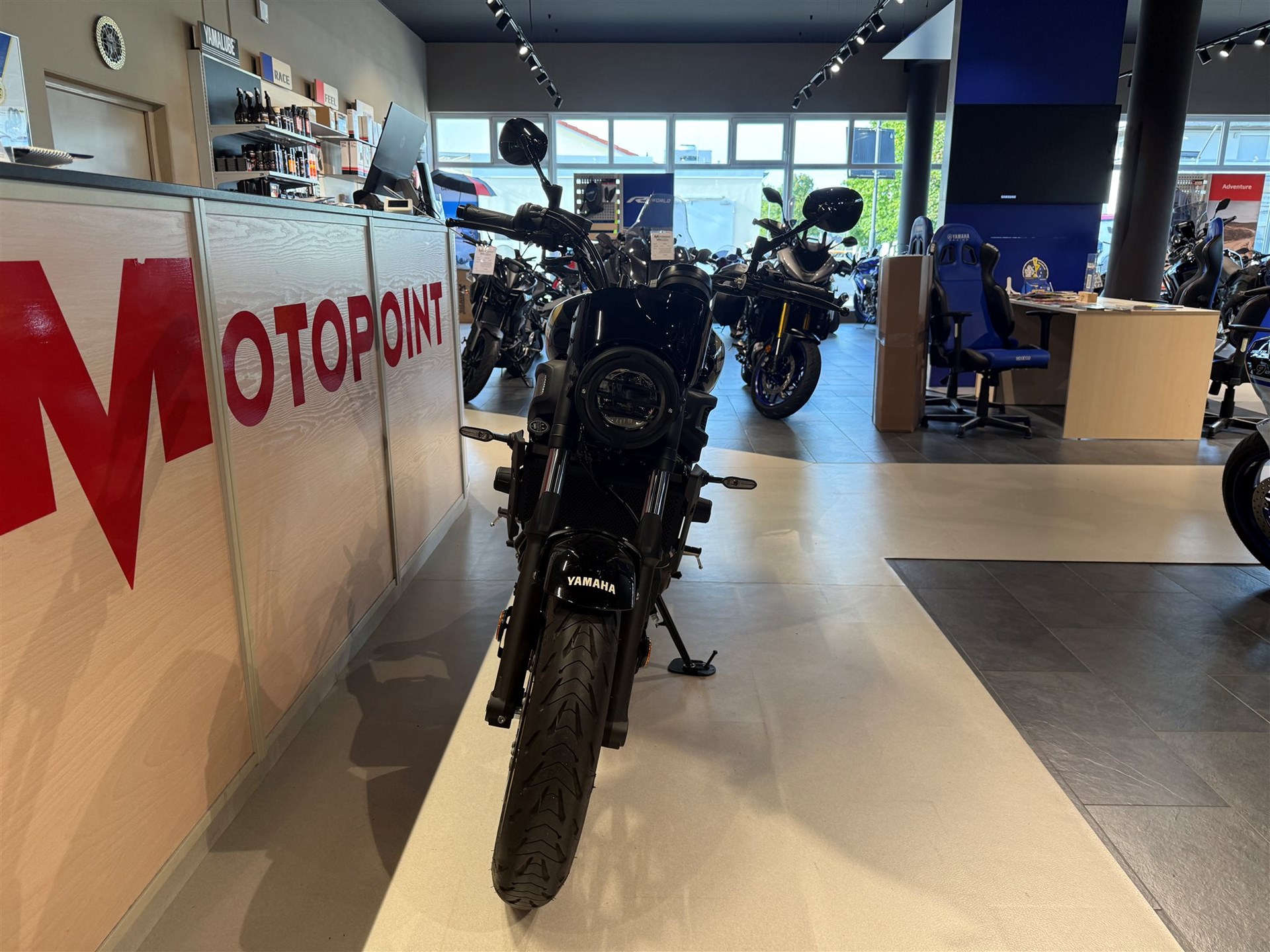 Yamaha XSR700, inkl. Akrapovic uvm