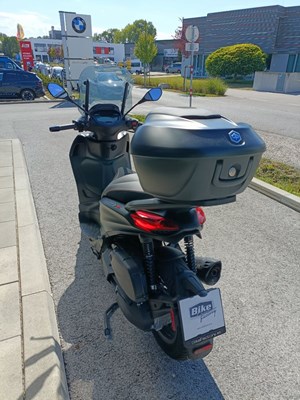 Piaggio Beverly 400 S (Nero Meteora) - Bild 10