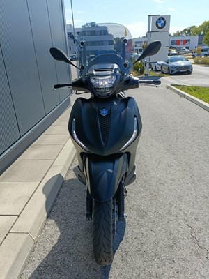 Piaggio Beverly 400 S (Nero Meteora) - Bild 7