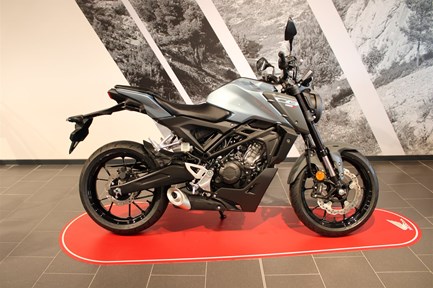 Honda CB125R