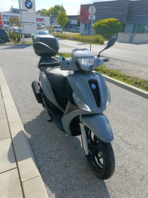 Piaggio Medley 125 S (Grigio Materia) - Bild 4