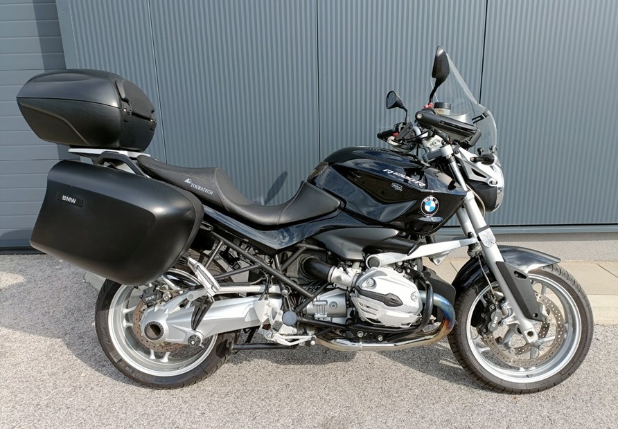BMW R 1200 R (nacht-schwarz)