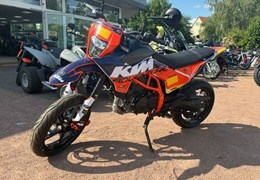 Neumotorrad KTM 125 SMC R
