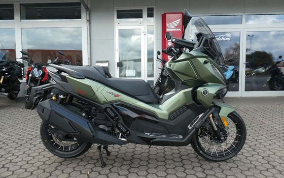 Neufahrzeug Voge SR450X - Bild 1