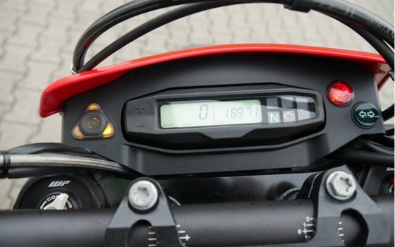 Gebrauchtmotorrad GASGAS SM 700 - Bild 10