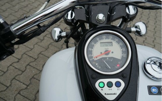 Gebrauchtmotorrad Kawasaki VN 900 Custom - Bild 12