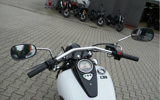 Gebrauchtmotorrad Kawasaki VN 900 Custom - Bild 15