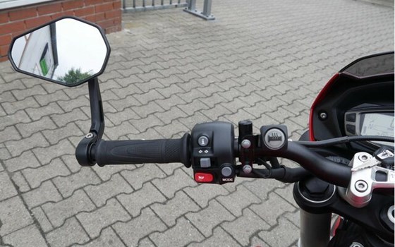 Gebrauchtmotorrad Triumph Street Triple S - Bild 14