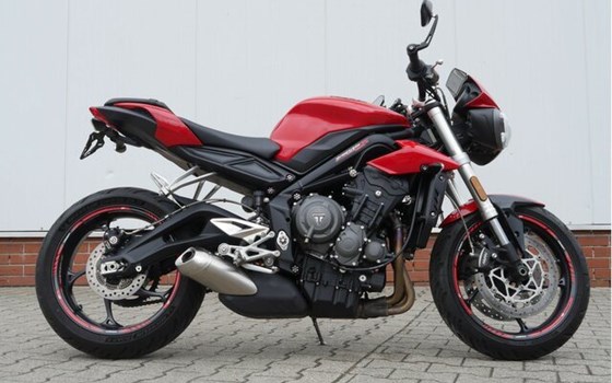 Gebrauchtmotorrad Triumph Street Triple S - Bild 3