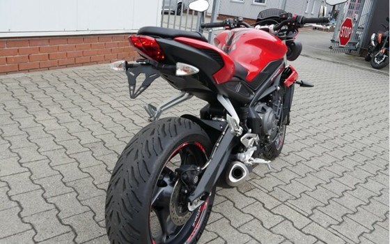 Gebrauchtmotorrad Triumph Street Triple S - Bild 7