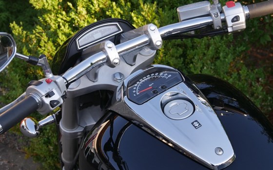 Gebrauchtmotorrad Suzuki VZR 1800 - Bild 5