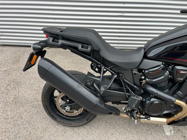 Harley-Davidson Pan America 1250 ST (schwarz) - Bild 6