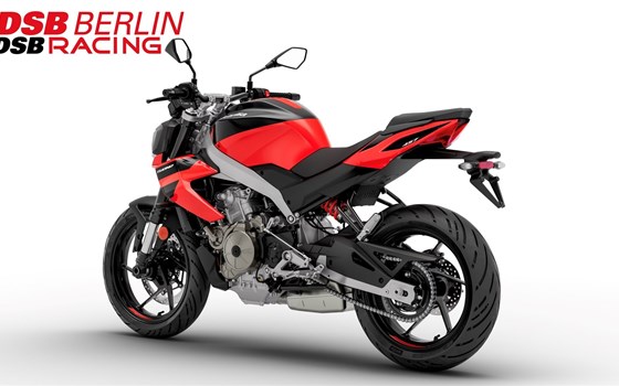 Gebrauchtmotorrad Aprilia Tuono 457 - Bild 7