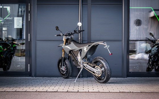 Gebrauchtmotorrad Stark Future Varg SM - Bild 10