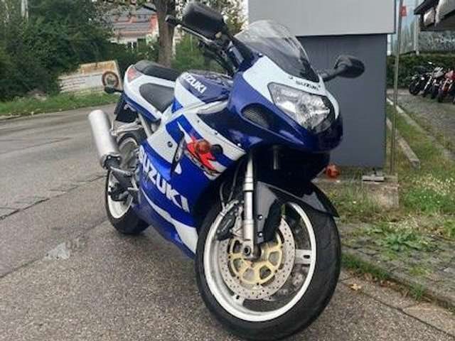 Suzuki GSX-R 750